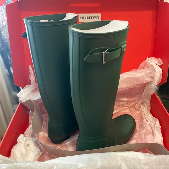 Hunter Shoes - Hunter Women’s Original Matte Green Boots